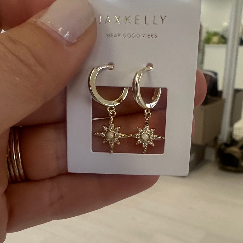 NWT Jax Kelly Star hoop earrings 🌟